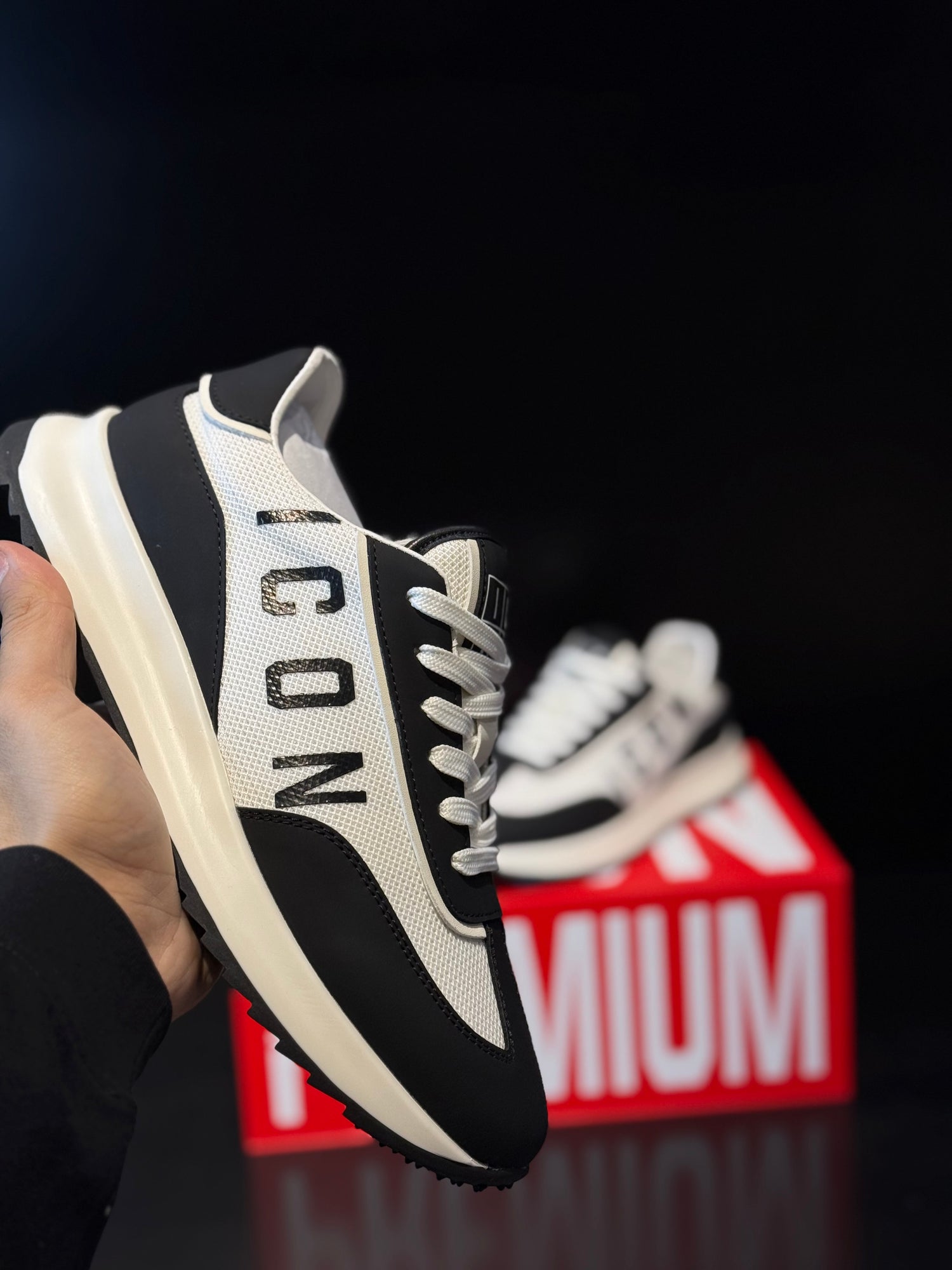 ICON SNEAKERS logo black and white